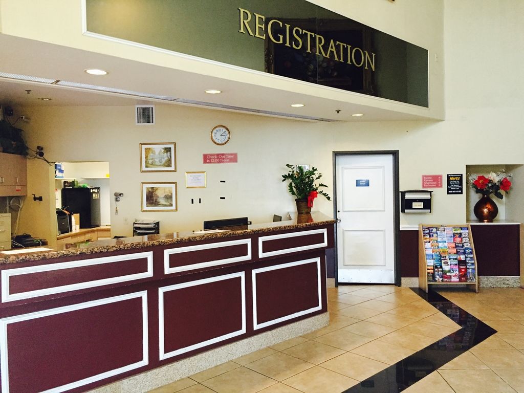 San Bernardino Inn & Suites Dalaman gambar