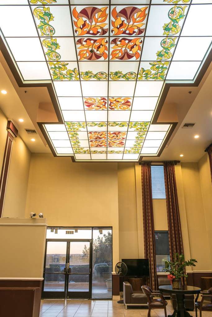 San Bernardino Inn & Suites Dalaman gambar